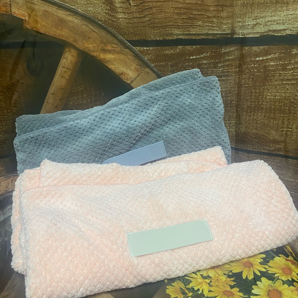 🦋EUC Microfiber Hair Turban Towel - Picture 3 of 4